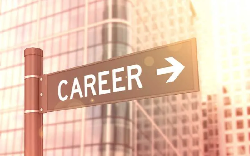 The Benefits of Mentoring and Being a Mentor in Your Career